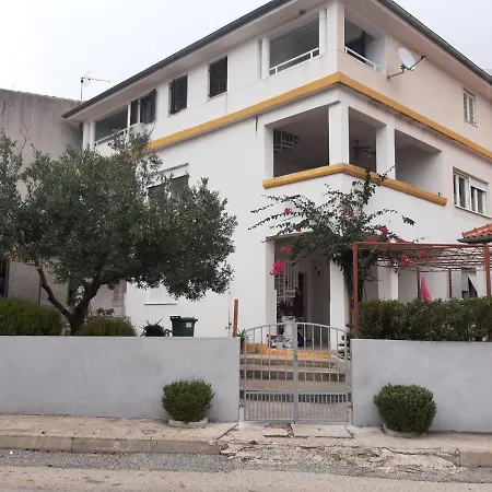 Apartment Bono