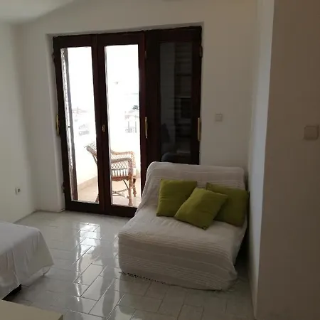 Apartment Bono Primosten